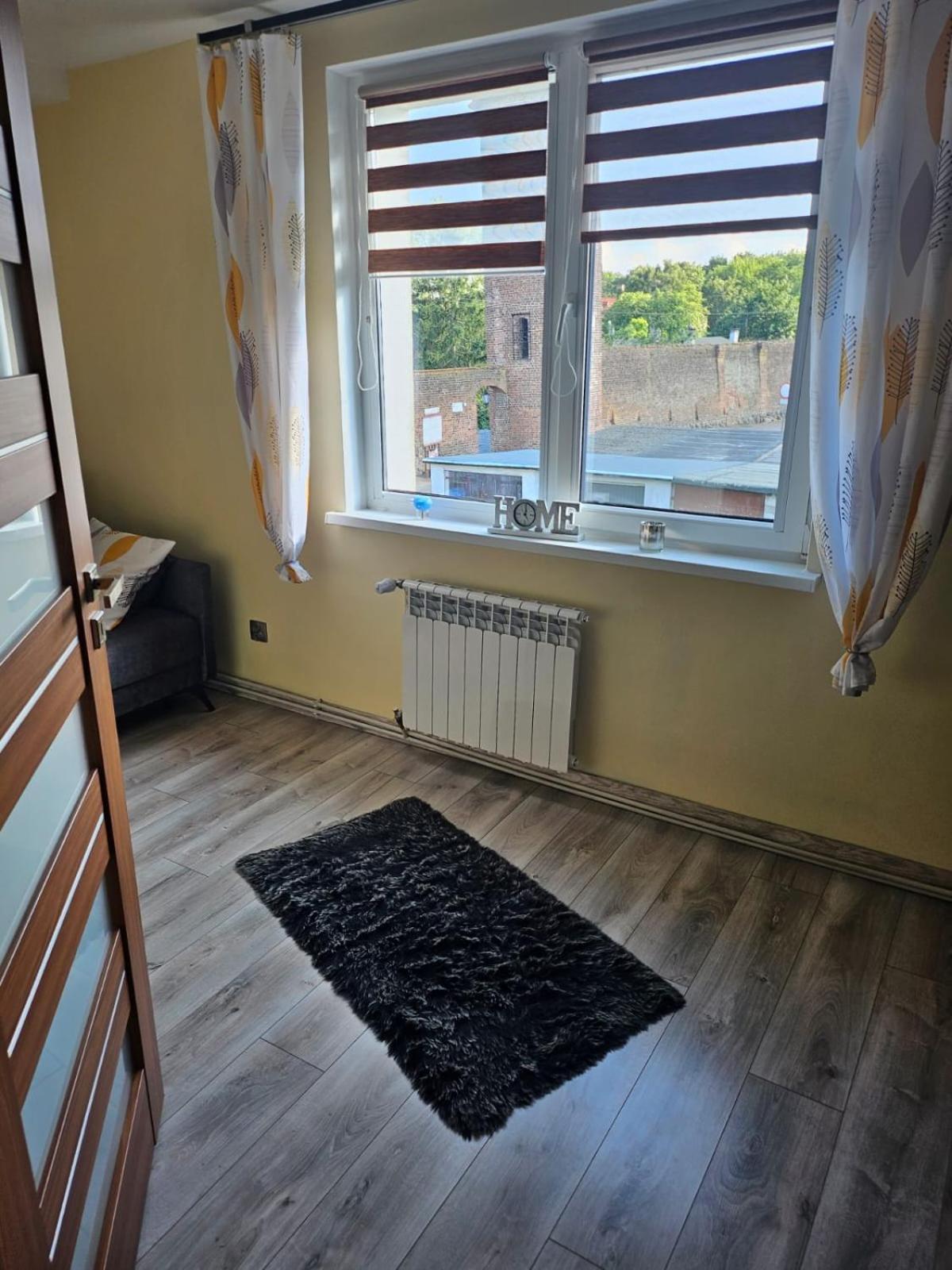 Апартаменты Apartament Baszta Kaszana Trzebiatow nad Rega Экстерьер фото